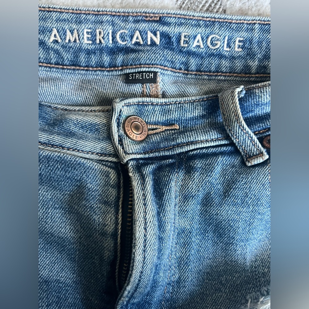American Eagle Stretch Distressed Mom Jeans Women’s 2 Regular - Picture 3 of 4